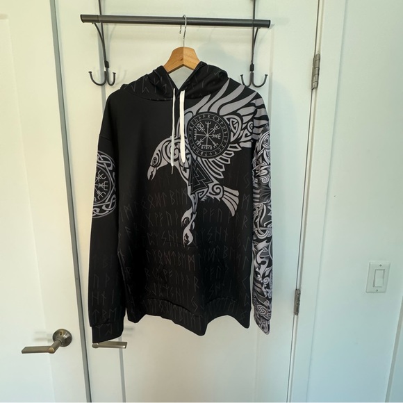 Other - Mens viking style the raven of Odin tattoo special hoodie size L
